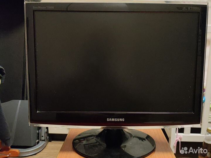 Монитор Samsung 19 дюймов