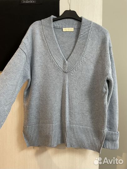 Вещи женские 46-48