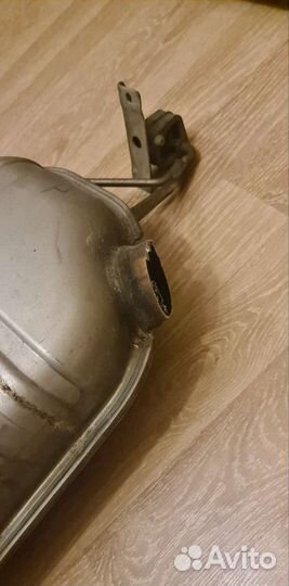 Bmw e60 задняя часть Глушителя