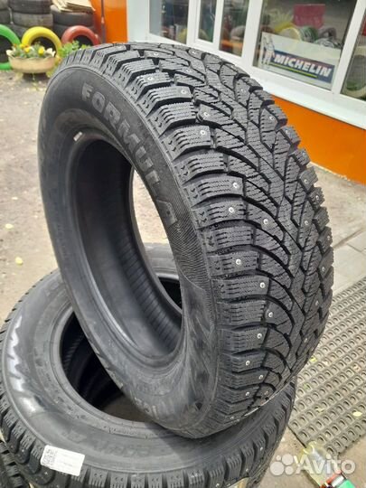 Pirelli Formula Ice 215/60 R16 99T