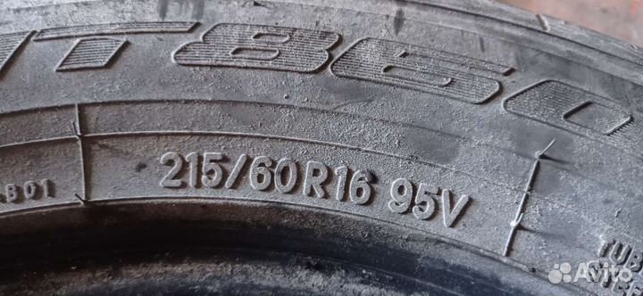 Nitto NT860 215/60 R16
