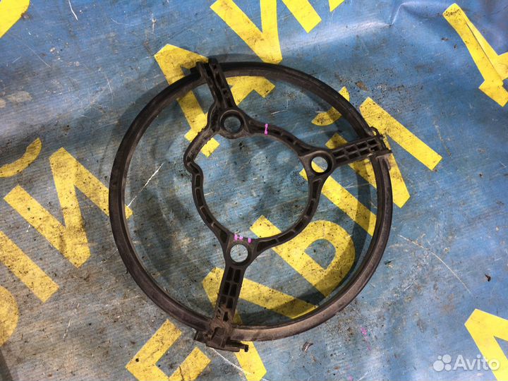 Вентилятор диффузор радиатора Audi A4 B5