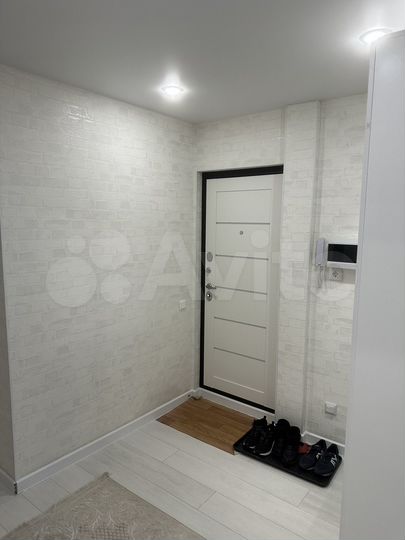 Комната 38 м² в 3-к., 3/5 эт.