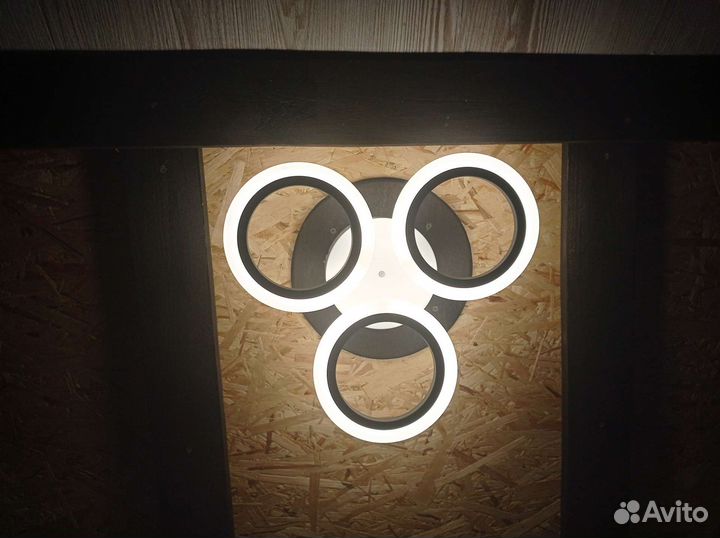 Люстра с пультом