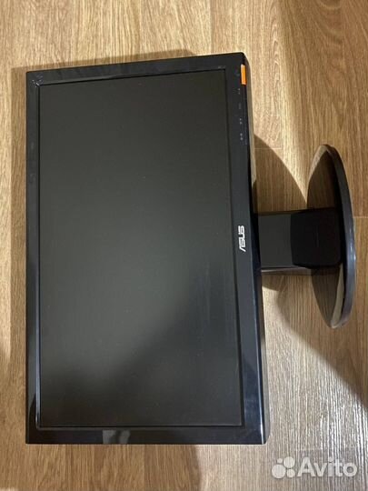 Монитор Asus