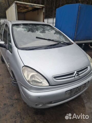 Ситроен Пикассо 2002г запчасти