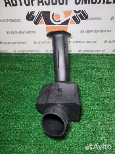 Воздухозаборник Renault Espace IV (2002—2006)