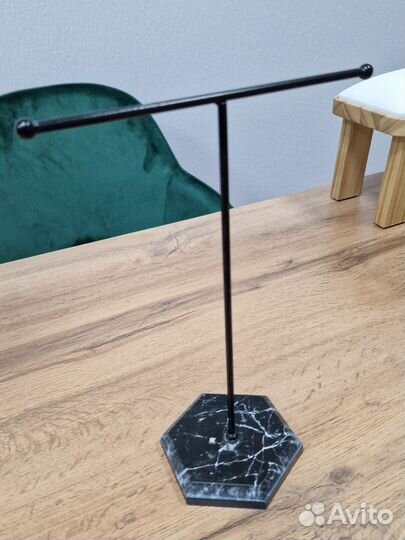 Подставка для типс и украшений