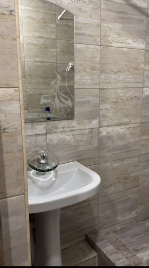 2-к. квартира, 39 м², 1/5 эт.