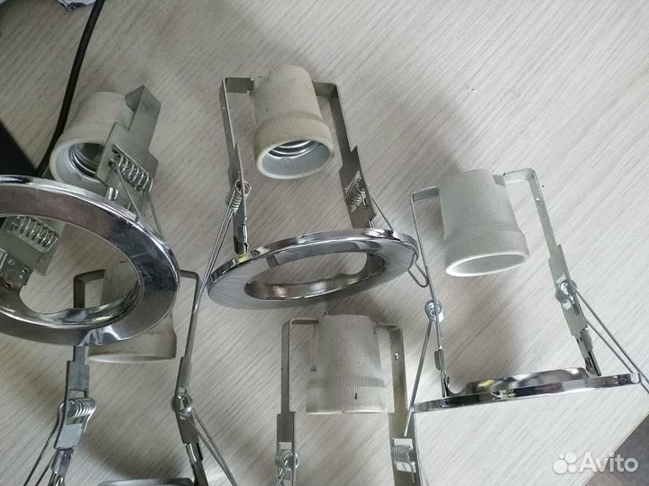 Светильник потолочный
