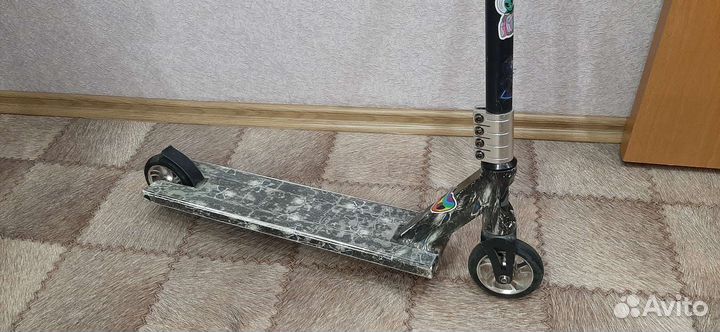 Трюковой самокат