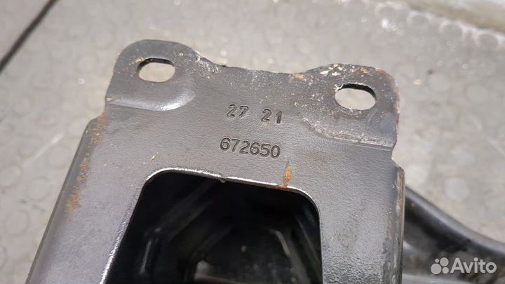 Усилитель бампера задний Volkswagen Taos