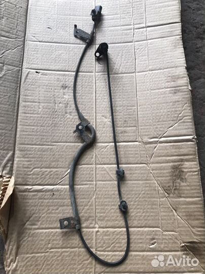 4670A260 Mitsubishi Датчик ABS задний правый