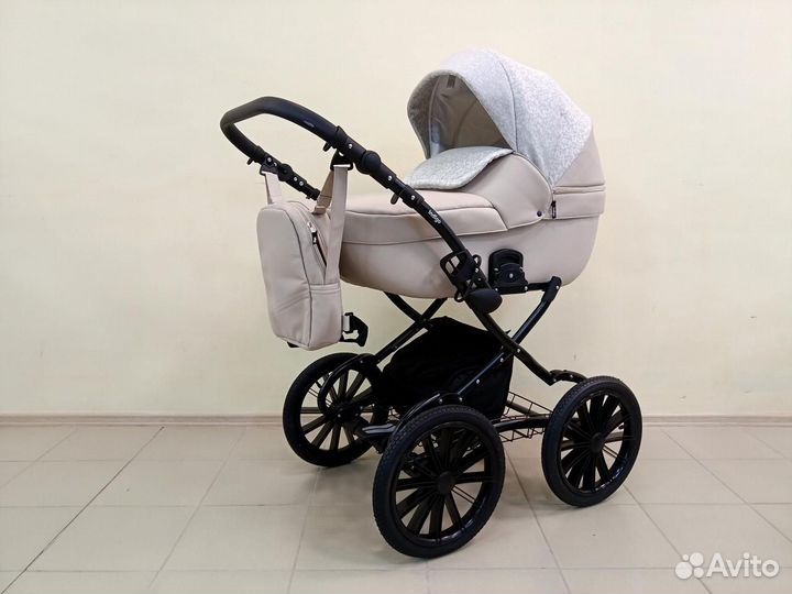 Коляска 2 в 1 Indigo Mio Plus. /Новая