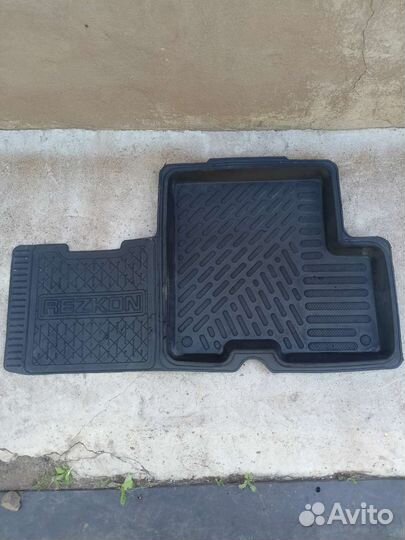 Резиновые коврики для Nissan Almera G 15