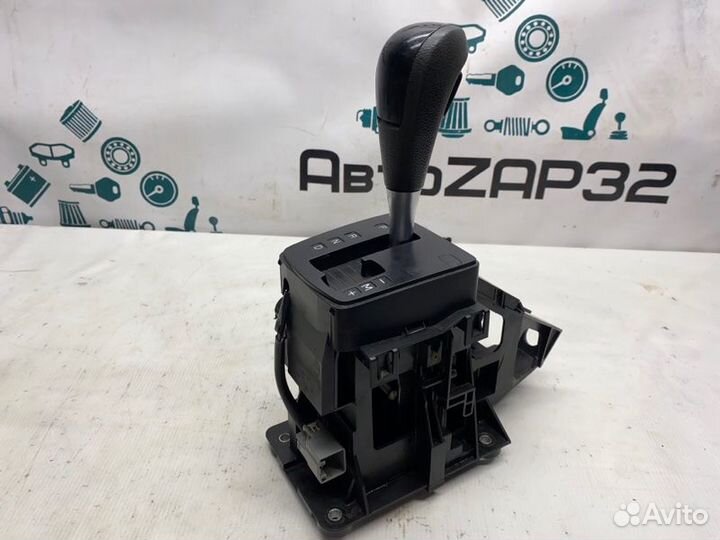 Селектор АКПП Ford Focus 2 hwda 2006