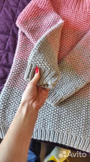 Свитер женский
