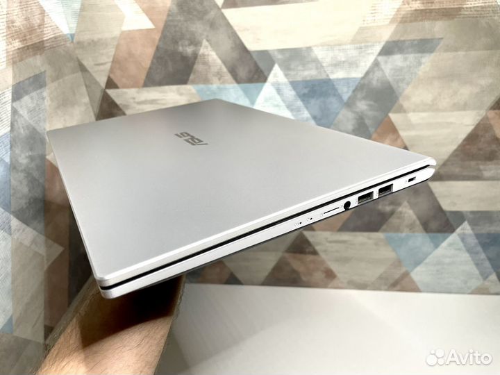 Свежий ноутбук Asus F515JA/Core i3 10gen