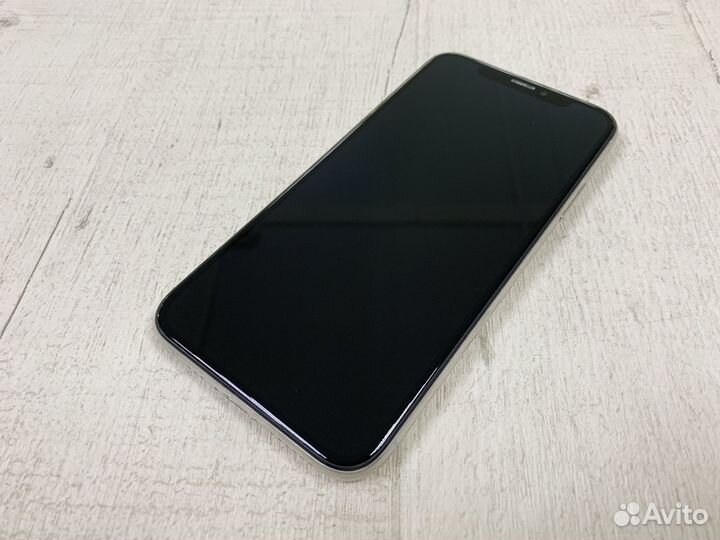 iPhone Xs, 64 ГБ
