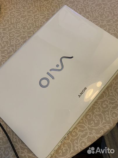 Ноутбук sony vaio i5