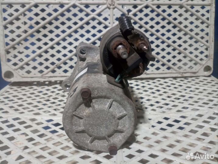 Стартер Renault Megane 3 1.6 2011