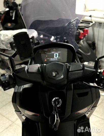 Скутер qmax 180(49) Новый из KAZ