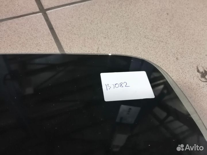 Стекло заднее правое Пежо 206 седан. Оригинал. Б/У