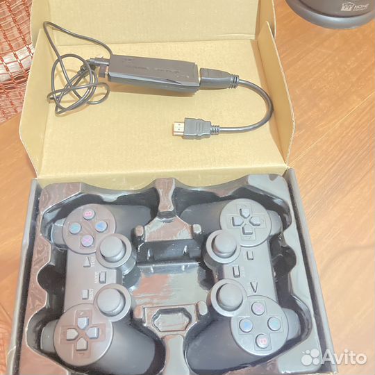 Игровая приставка-эмулятор