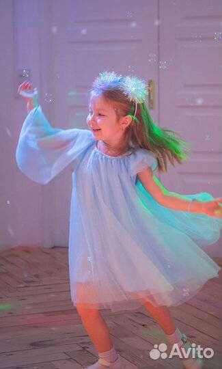 Платье с крыльями 122см