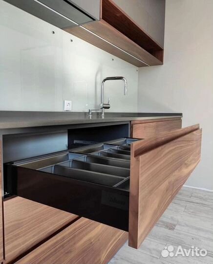 Современная кухня под ключ