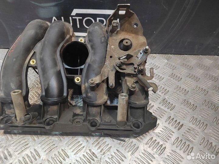 Впускной коллектор Mercedes Benz C 230 2.3 M