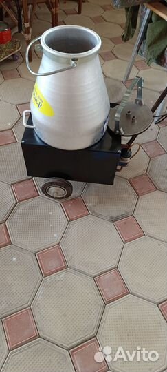 Сепаратор для молока электрический