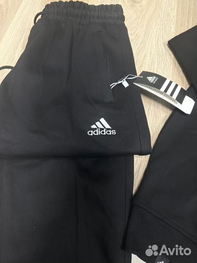 Спортивный костюм Adidas