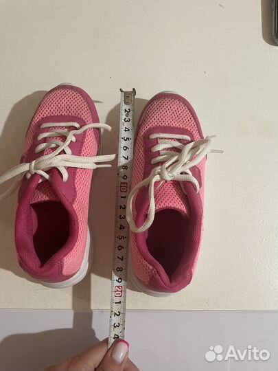 Кроссовки для девочки