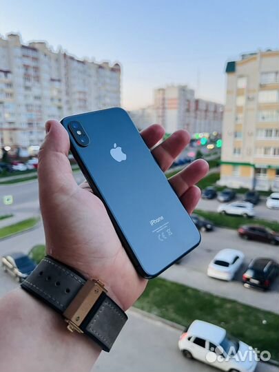 iPhone X, 64 ГБ