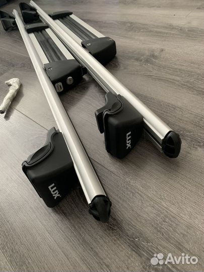 Багажник Luxe на крышу, на рейлинги