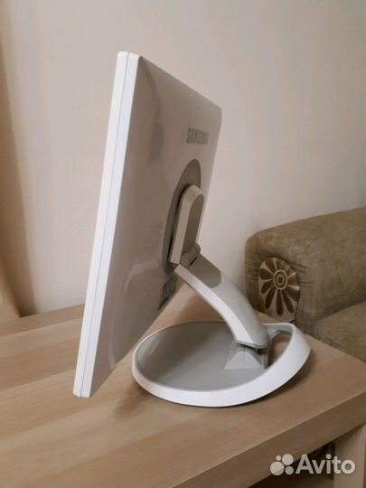 Монитор samsung SM 960bf