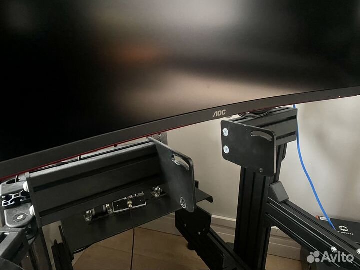 Кронштейн Fanatec Podium