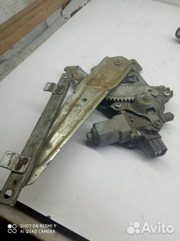 Стеклоподъемник задний правый Mitsubishi Lancer 10