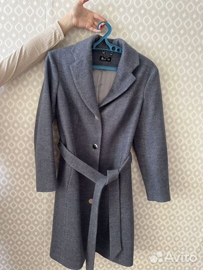 Пальто женское демисезонное 46