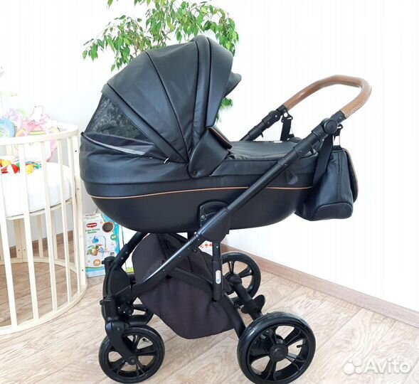 Коляска Roan bass Next 3 в 1