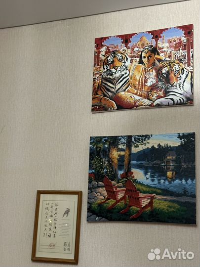 Картина акрилом на холсте с подрамником