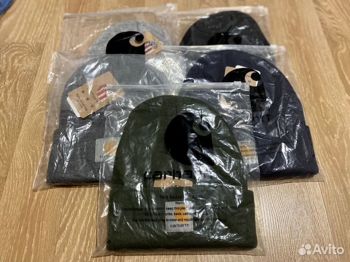 Мужская шапка