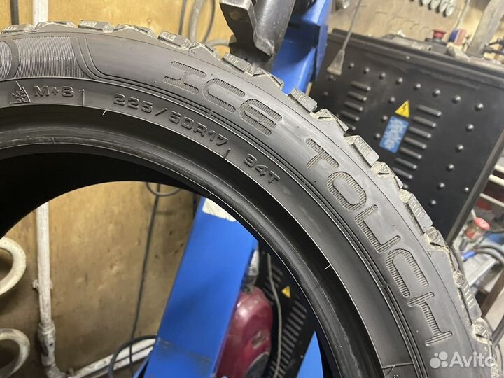 Dunlop Ice Touch 225/50 R17 94T