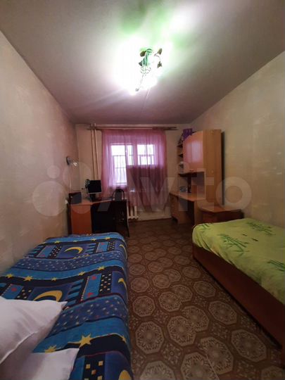 4-к. квартира, 94 м², 2/10 эт.