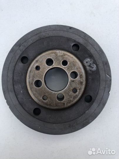 Шкив коленвала 038105243F vag