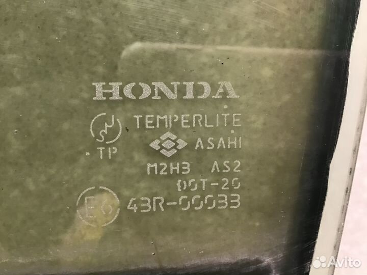 Стекло двери задней левой Honda HR-V 1999-2005