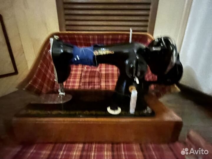Швейная машинка чайка