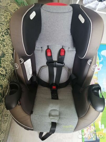 Автокресло Evenflo Symfony