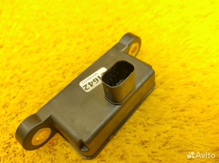 Датчик ускорения Bmw 320I E90 LCI N46B20B 2.0 2008